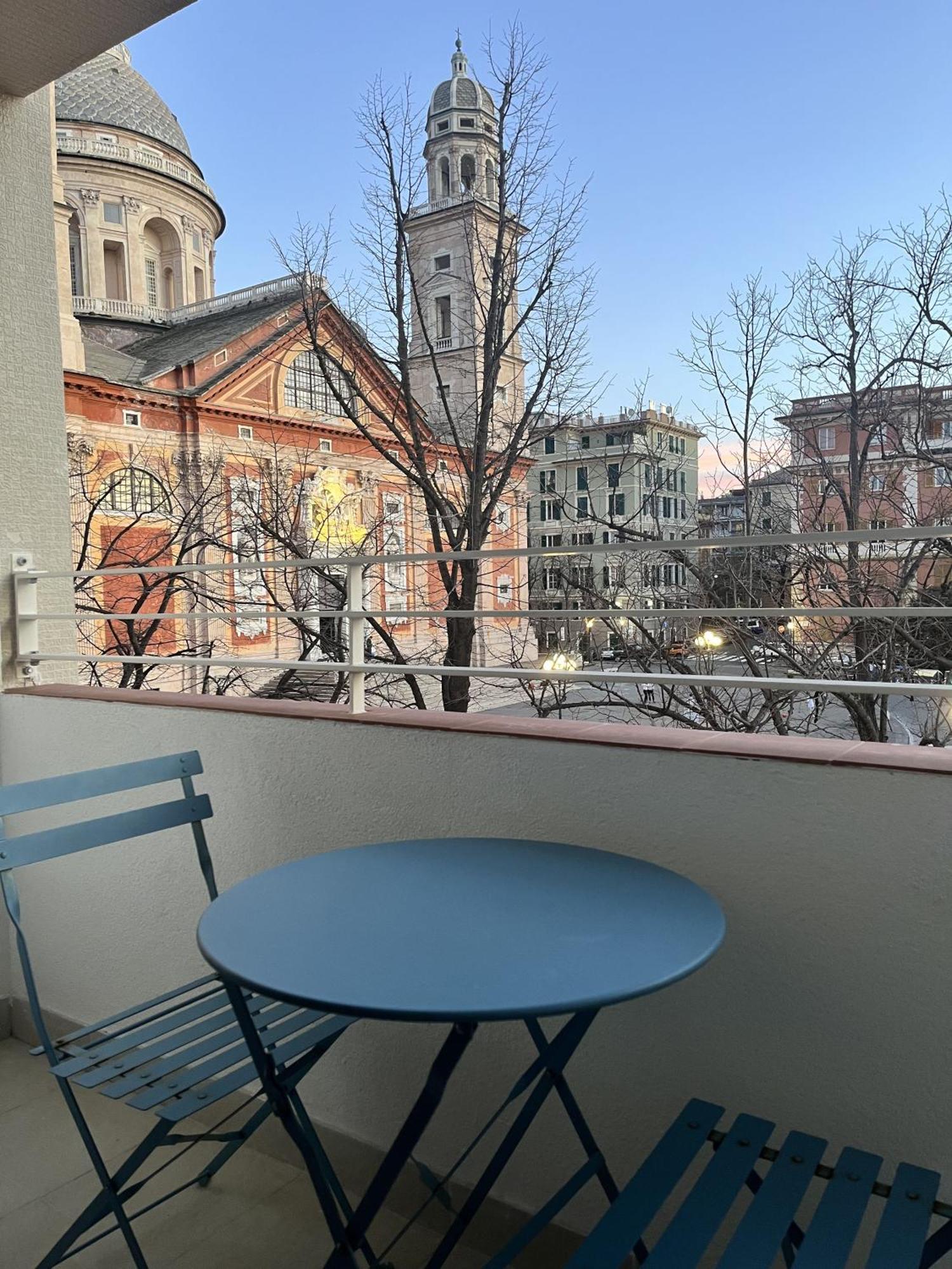 Ferienwohnung Luxury Basilica View 19 Genua Exterior foto