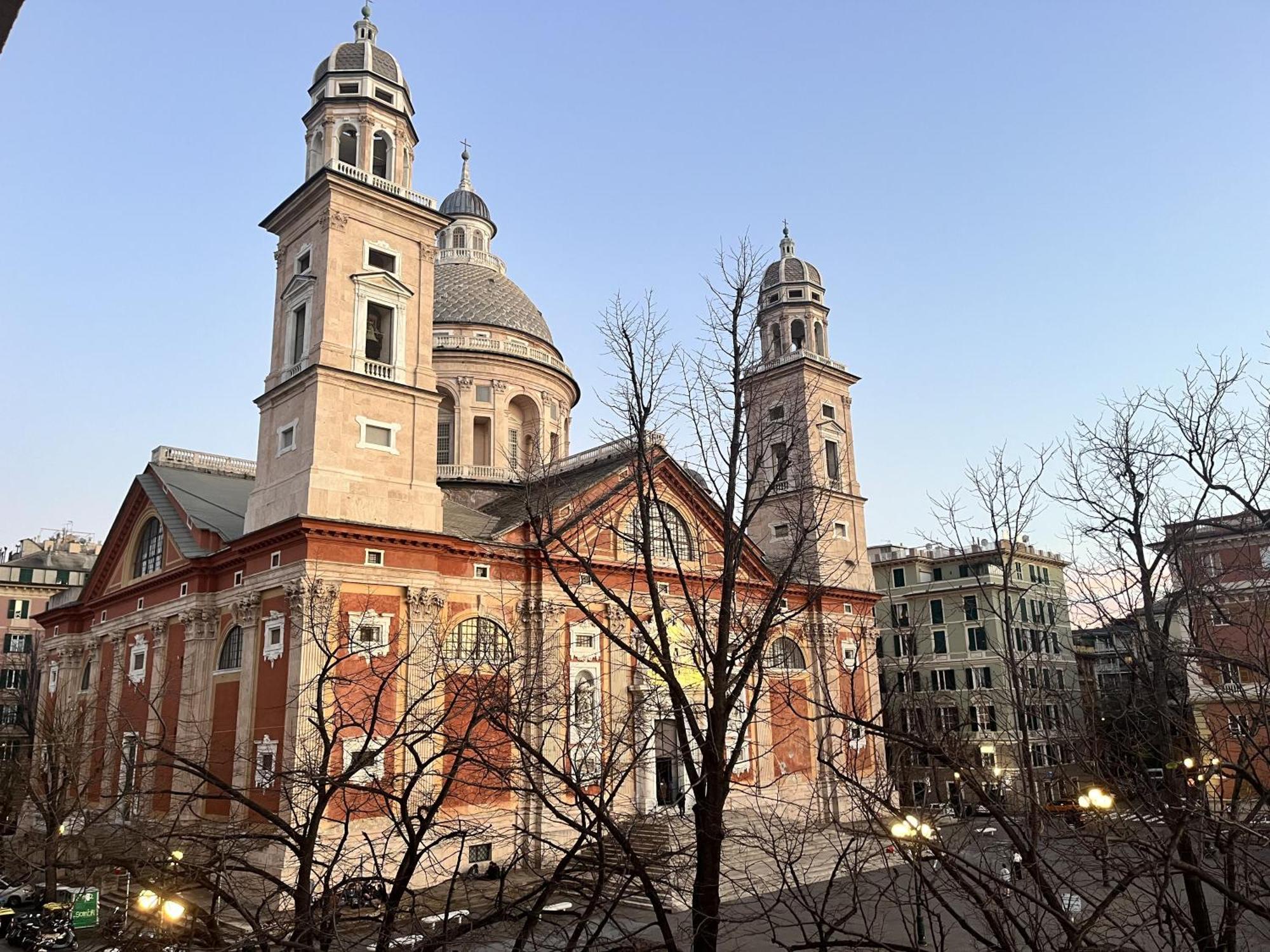 Ferienwohnung Luxury Basilica View 19 Genua Exterior foto